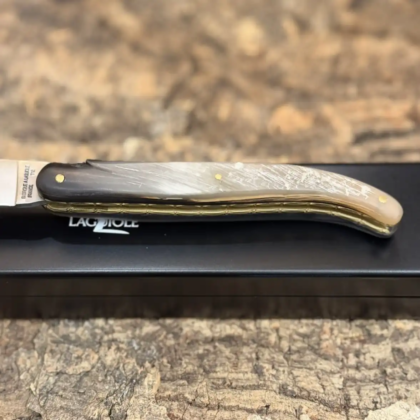 Couteau pliant Guilloché Corne d’Aubrac