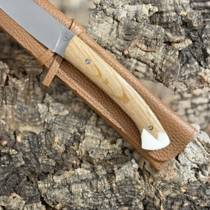 Table Chêne de barrique & inserts d’os