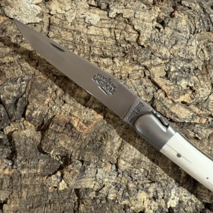 Couteau Pliant en Os & deux mitres