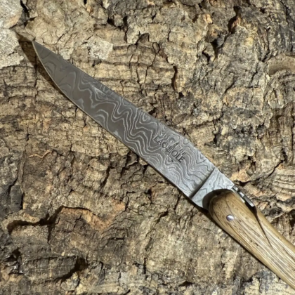 Couteau Pliant lame Damas & plein manche en Chêne