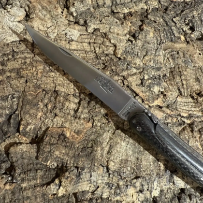 Couteau Pliant plein manche Carbone