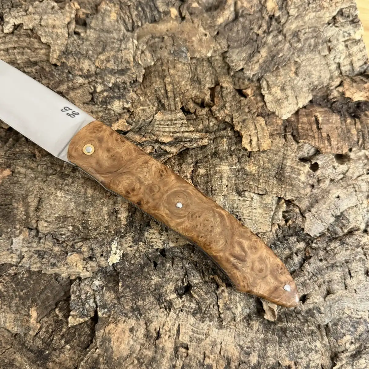 Le Gueuleton – Loupe d’Amboine & lame carbone