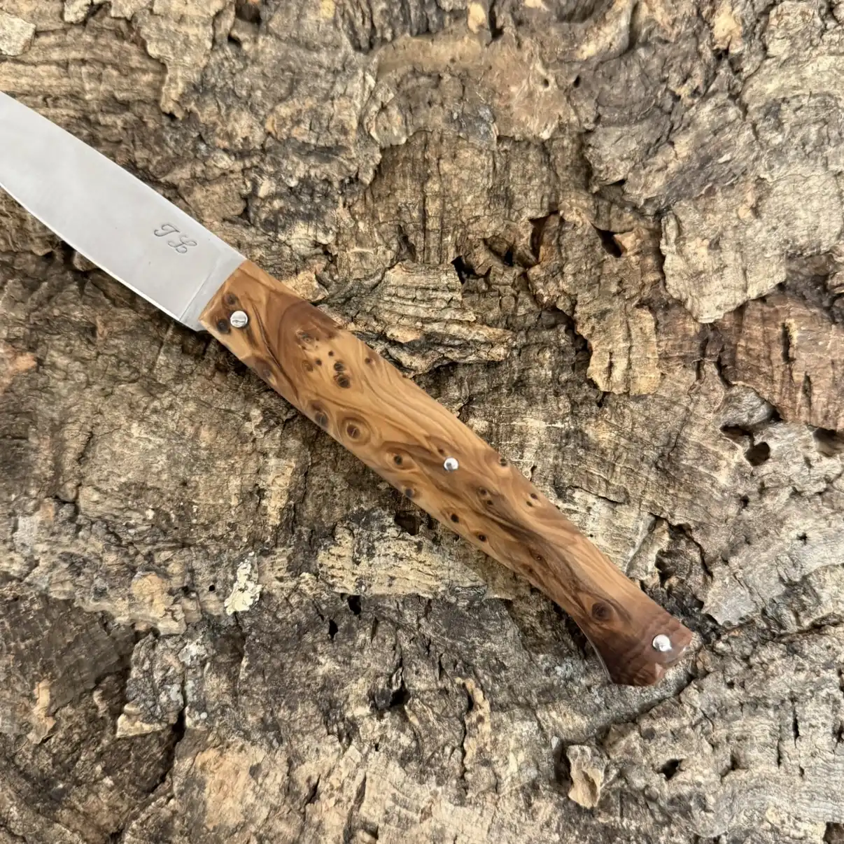 Couteau pliant – Loupe de Thuya