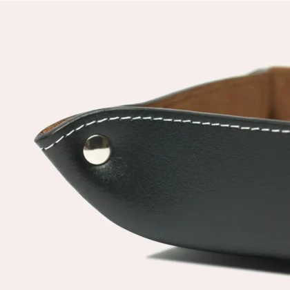 Vide poche en cuir Noir