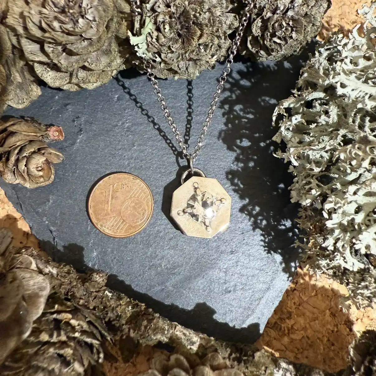 Octo – Argent & Quartz