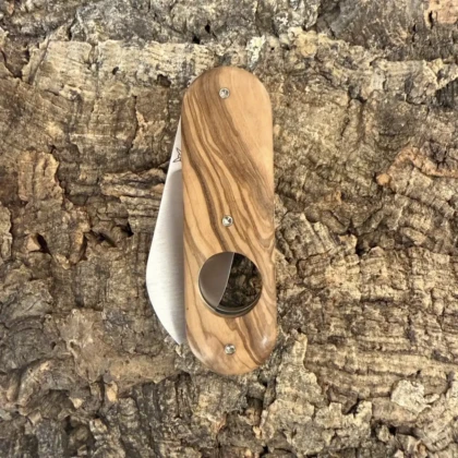 Le Cerbère coupe-cigare en Olivier