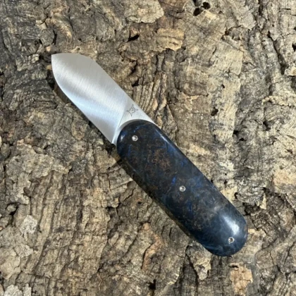 Le Cerbère en Loupe d&rsquo;Amboine teintée