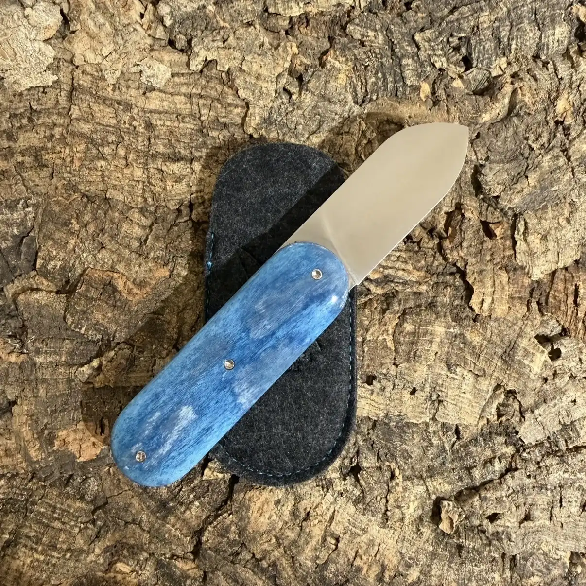 Le Cerbère en Os de chameau